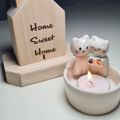 Kitten candle holder