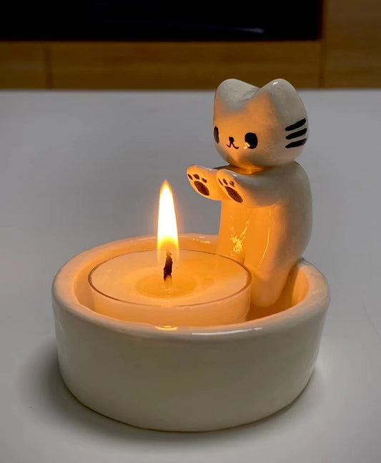 Kitten candle holder